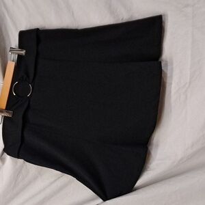 XL Soho black flared midi flirty skirt with nice circle detail at the waist
